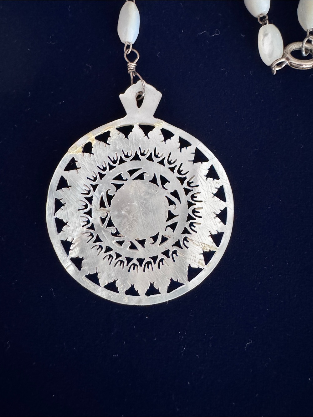 Handcrafted mother of pearl White Bead Pendant Necklace -Elegant Women’s Jewelry - Picture 2 of 3